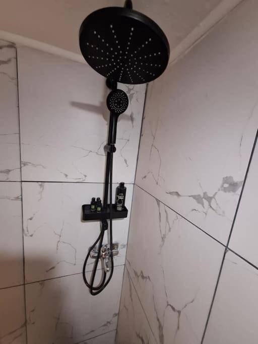 Queen Suites 60M2 Szaloniki Kültér fotó